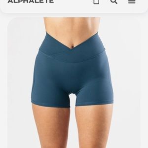 Alphalete New Surface Power short Color: METEORITE
